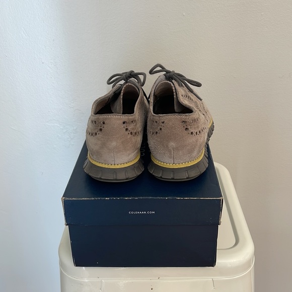 Cole Haan - Picture 3 of 7